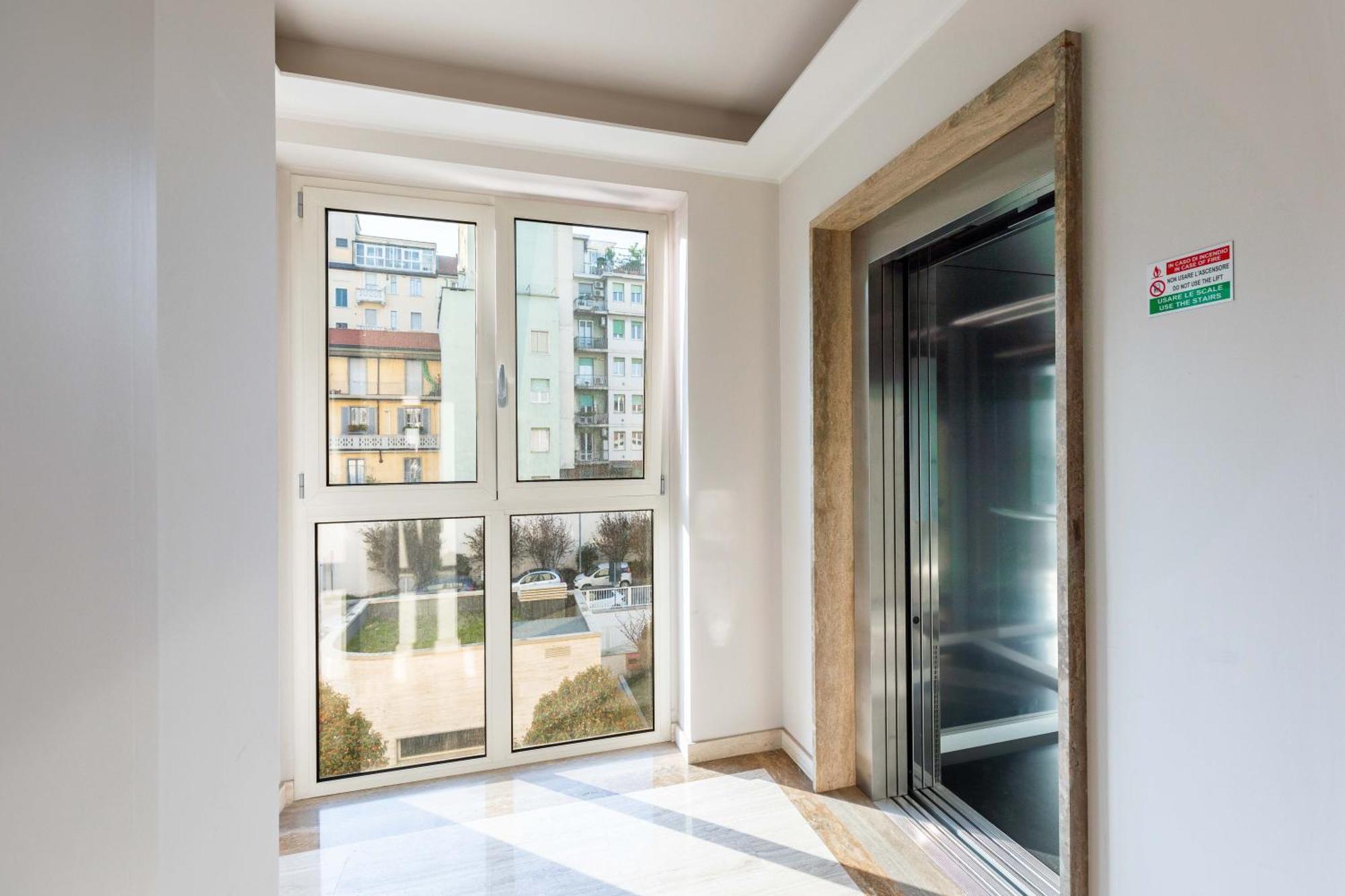 Luxury Apartment - Free Private - Parking Maestri Campionesi 16 Milan Luaran gambar